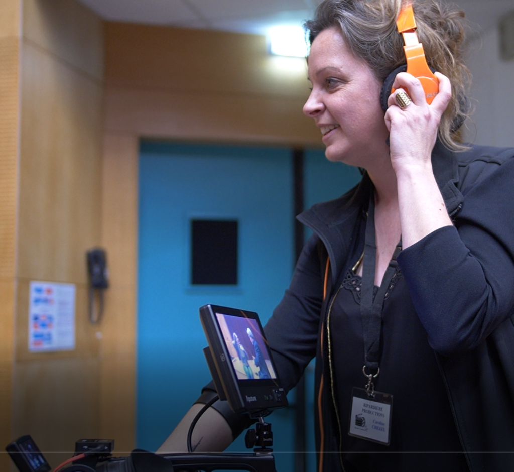 camera-sourire-prestation-caroline-cherel-envor-productions